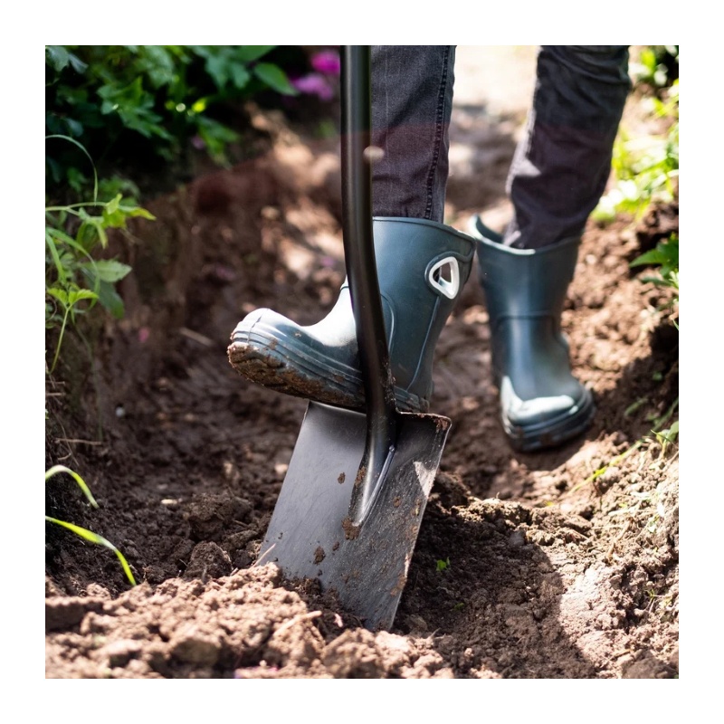Лопата штыковая Plantic 11003-01 для земляных работ
